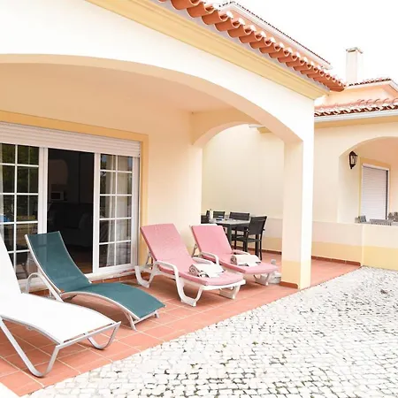 בית נופש Casa Louisa *